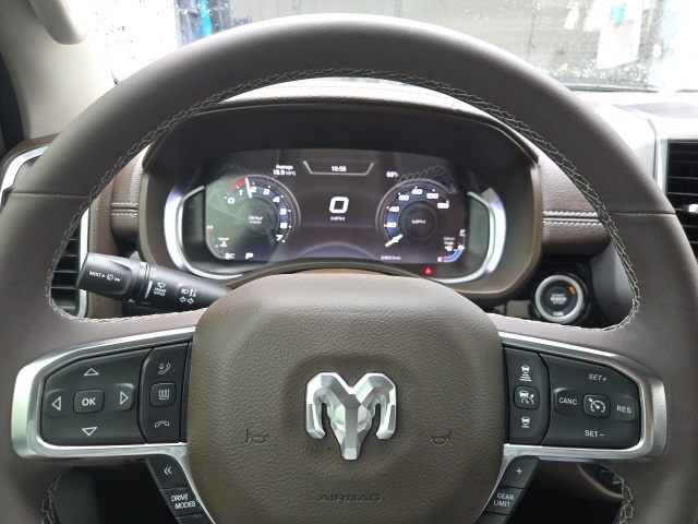 2025 Ram 1500 Laramie photo 16