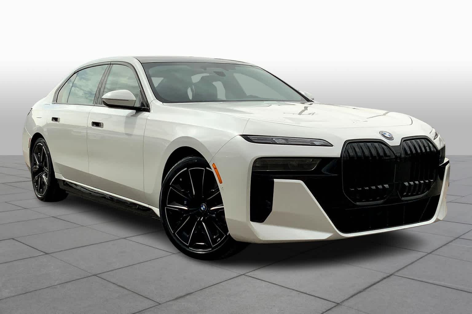 2025 Bmw 750e 750e xDrive photo 2