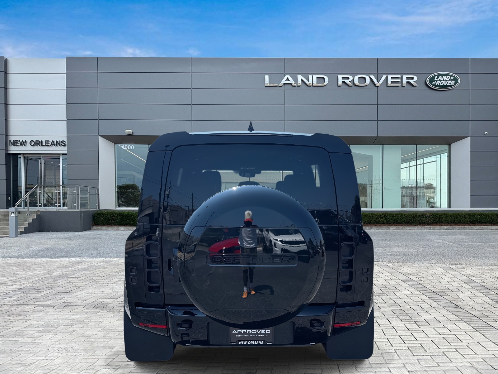 2024 Land Rover Defender 110 X-Dynamic SE photo 6