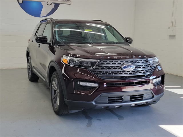 2022 Ford Explorer XLT photo 3