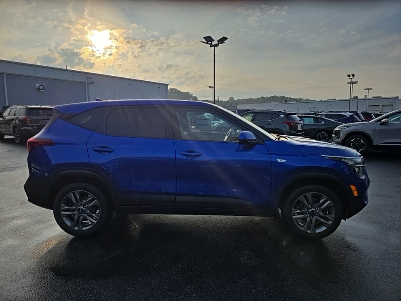 2021 Kia Seltos LX photo 6