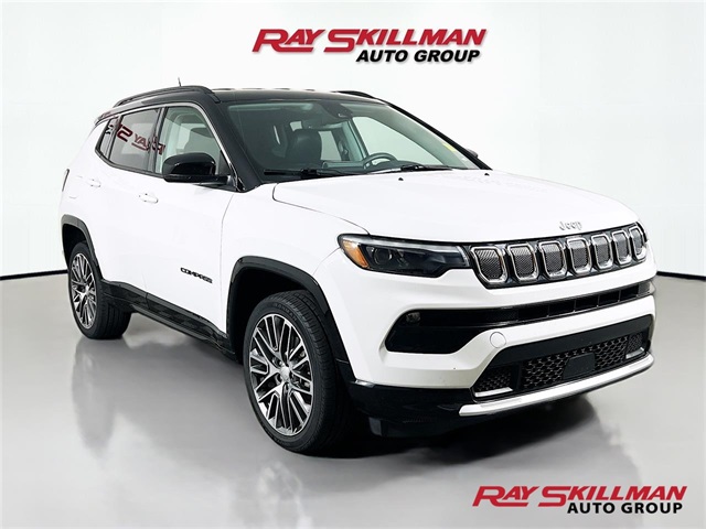 2022 Jeep Compass Limited's photo