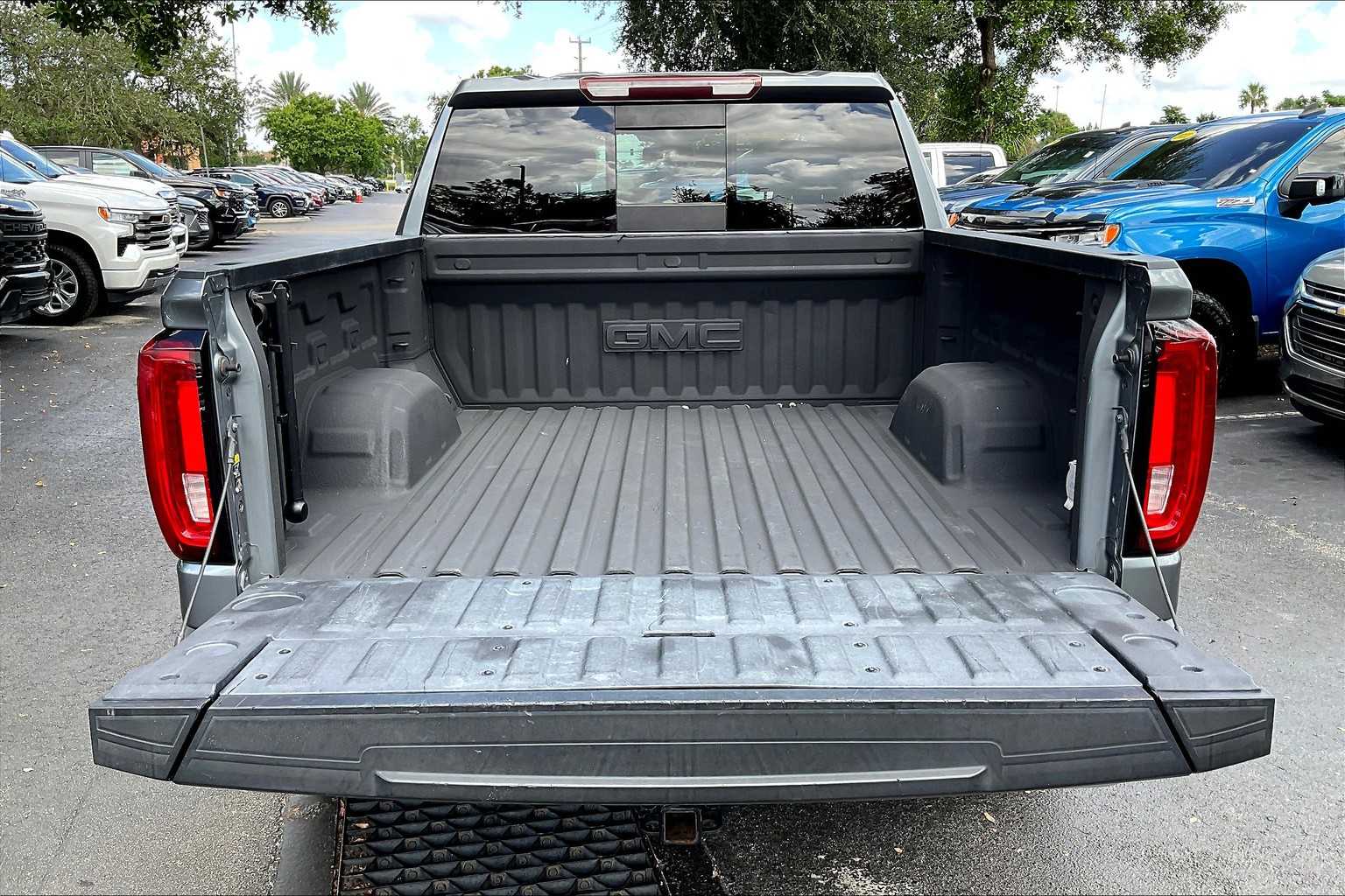 2021 Gmc Sierra 1500 SLT photo 31