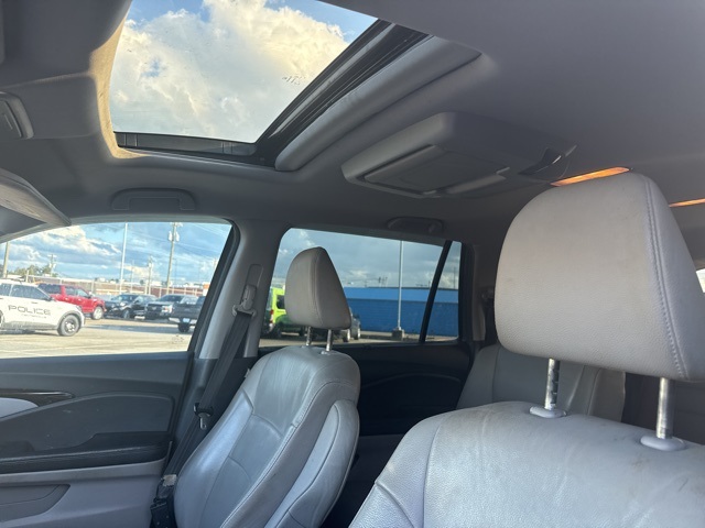 2020 Honda Pilot Touring photo 22