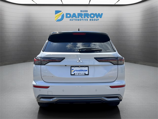 2025 Mitsubishi Outlander SEL photo 3