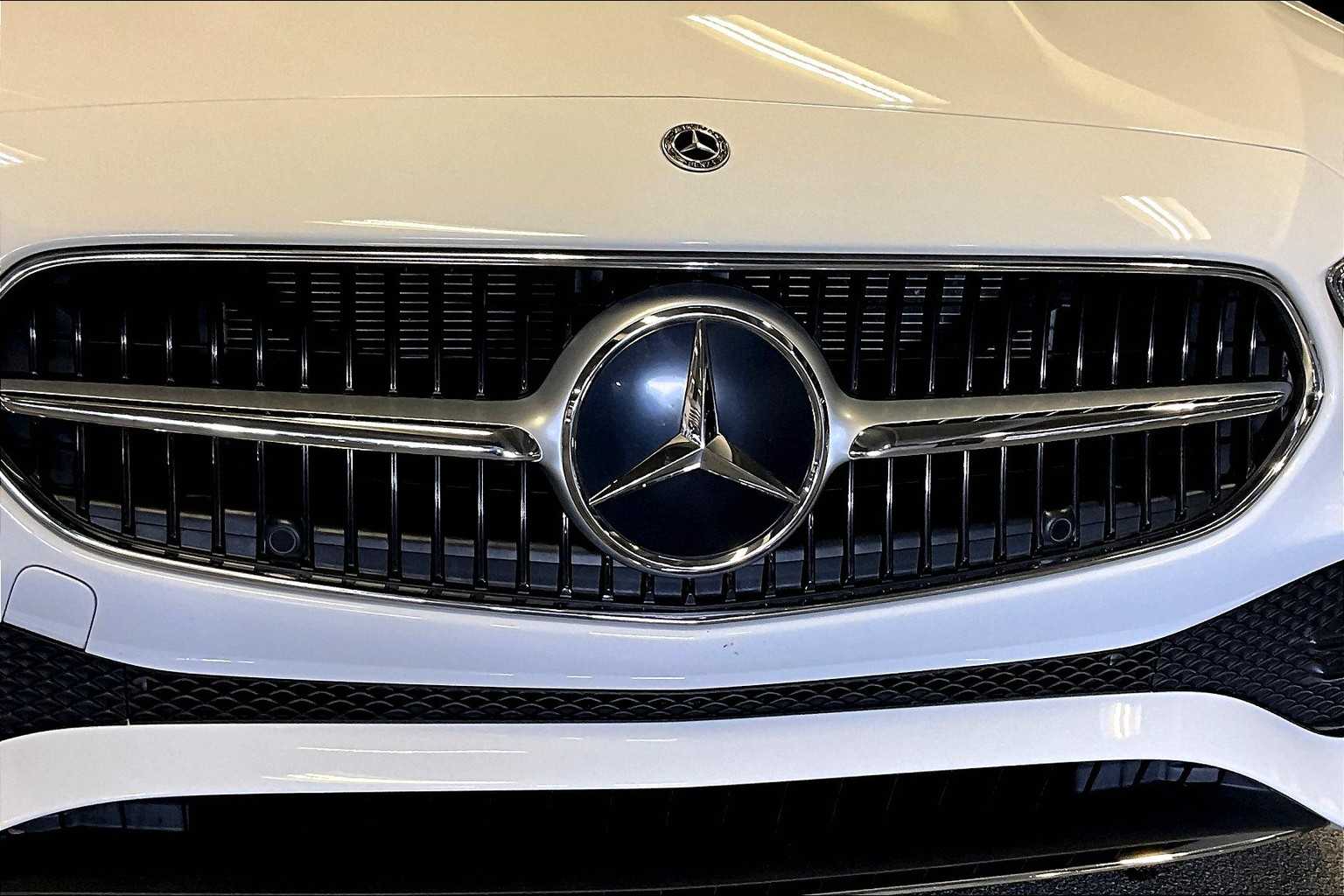 2024 Mercedes Benz C 300 photo 26