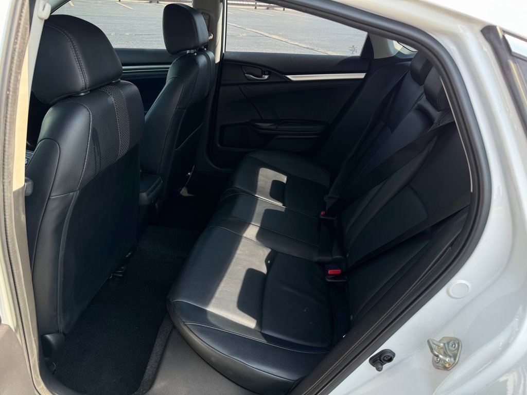 2020 Honda Civic EX-L photo 27