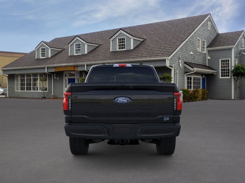 2025 Ford F-150 Lightning photo 3