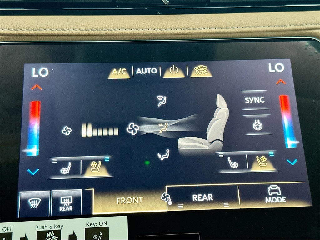 2026 Infiniti QX80 Luxe photo 14