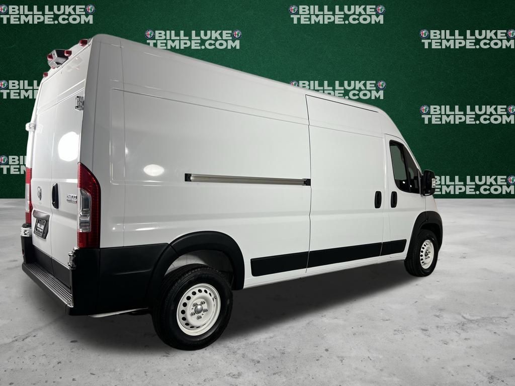 2025 Ram ProMaster 2500 photo 3