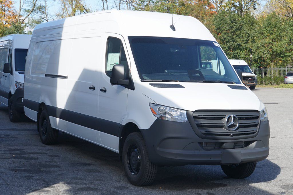 2025 Mercedes-Benz Sprinter Cargo Van Base's photo