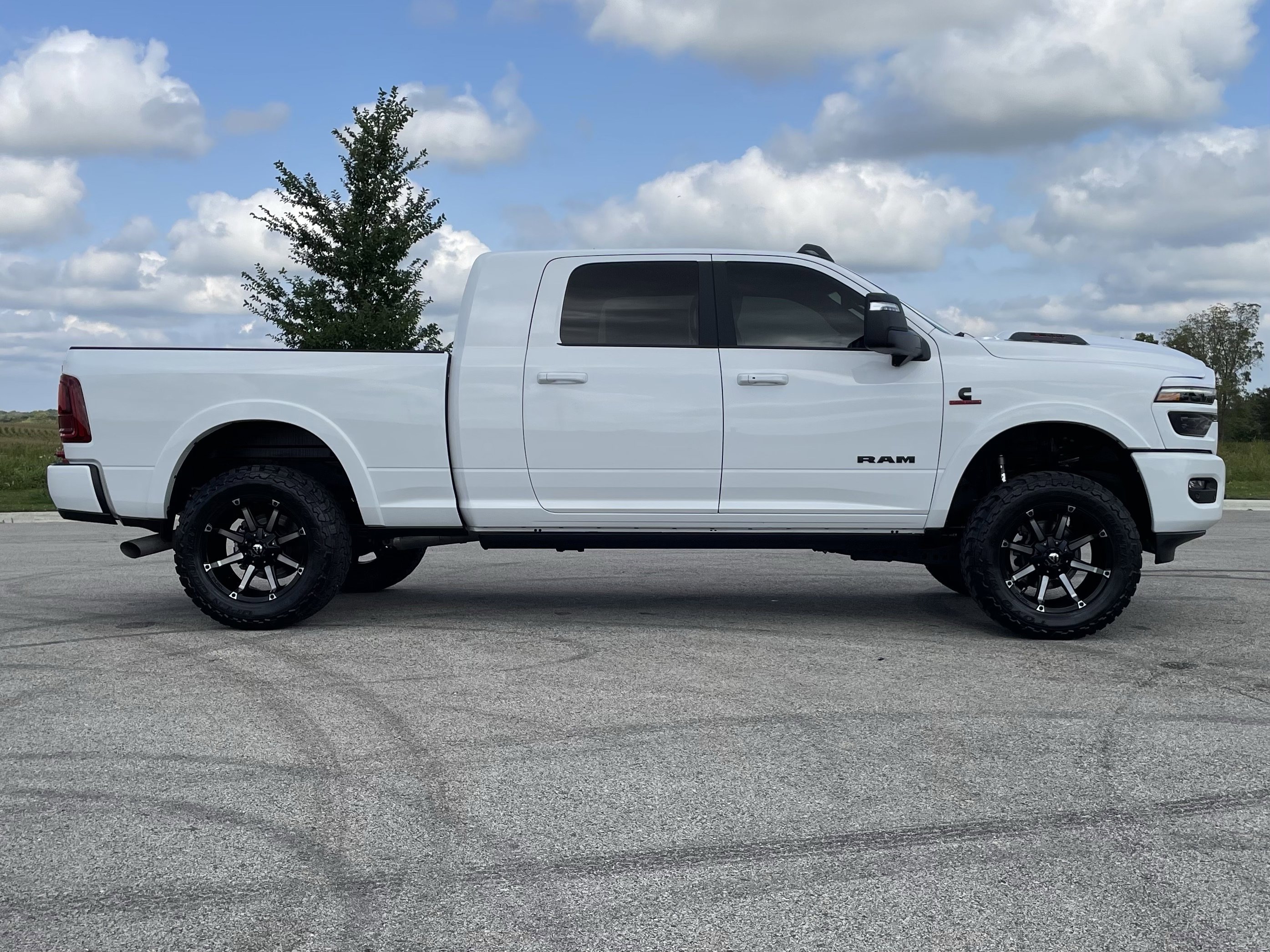 2025 Ram 3500 Limited photo 4