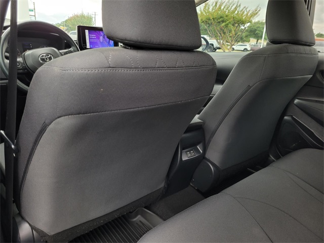 2023 Toyota Corolla LE photo 22