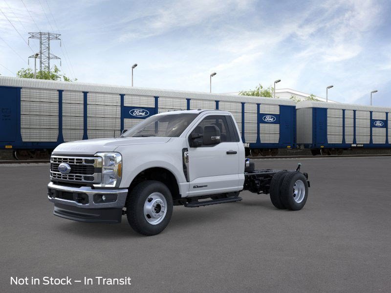 2026 Ford F-350 Super Duty Chassis Cab XL's photo