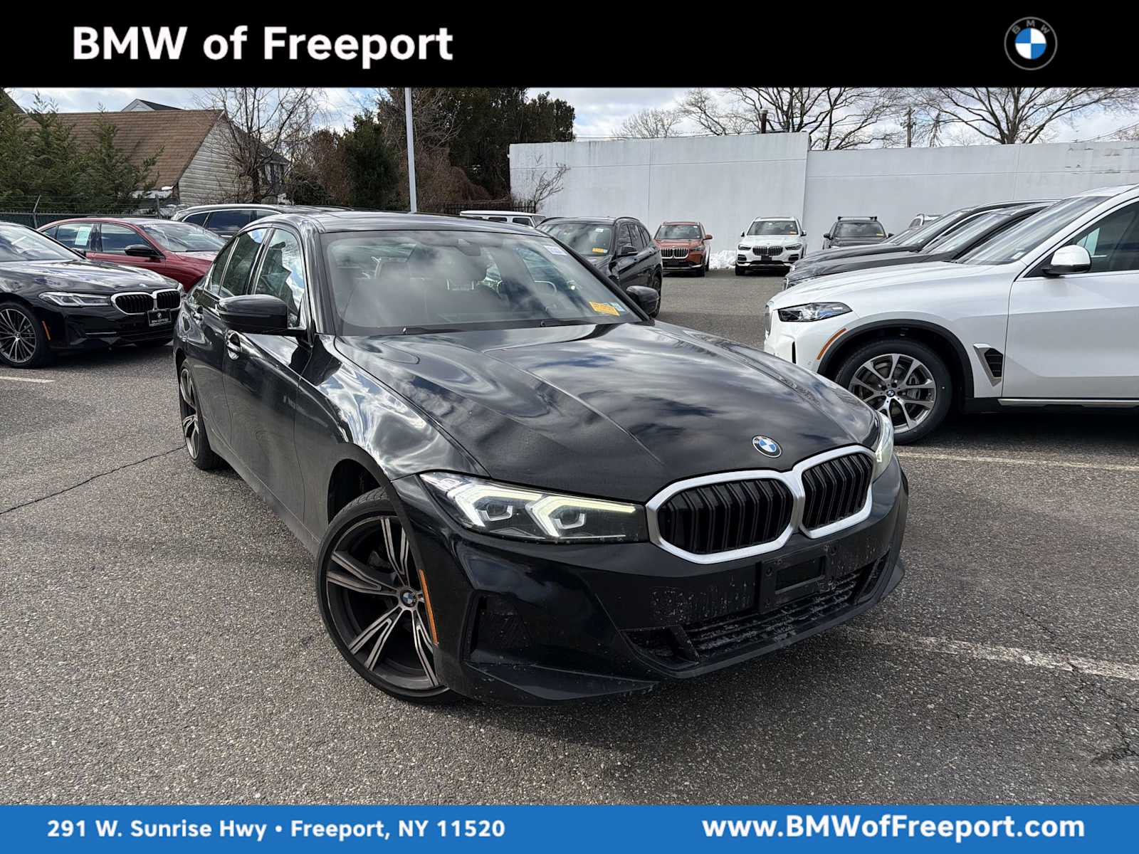 2023 BMW 3 Series 330i's photo