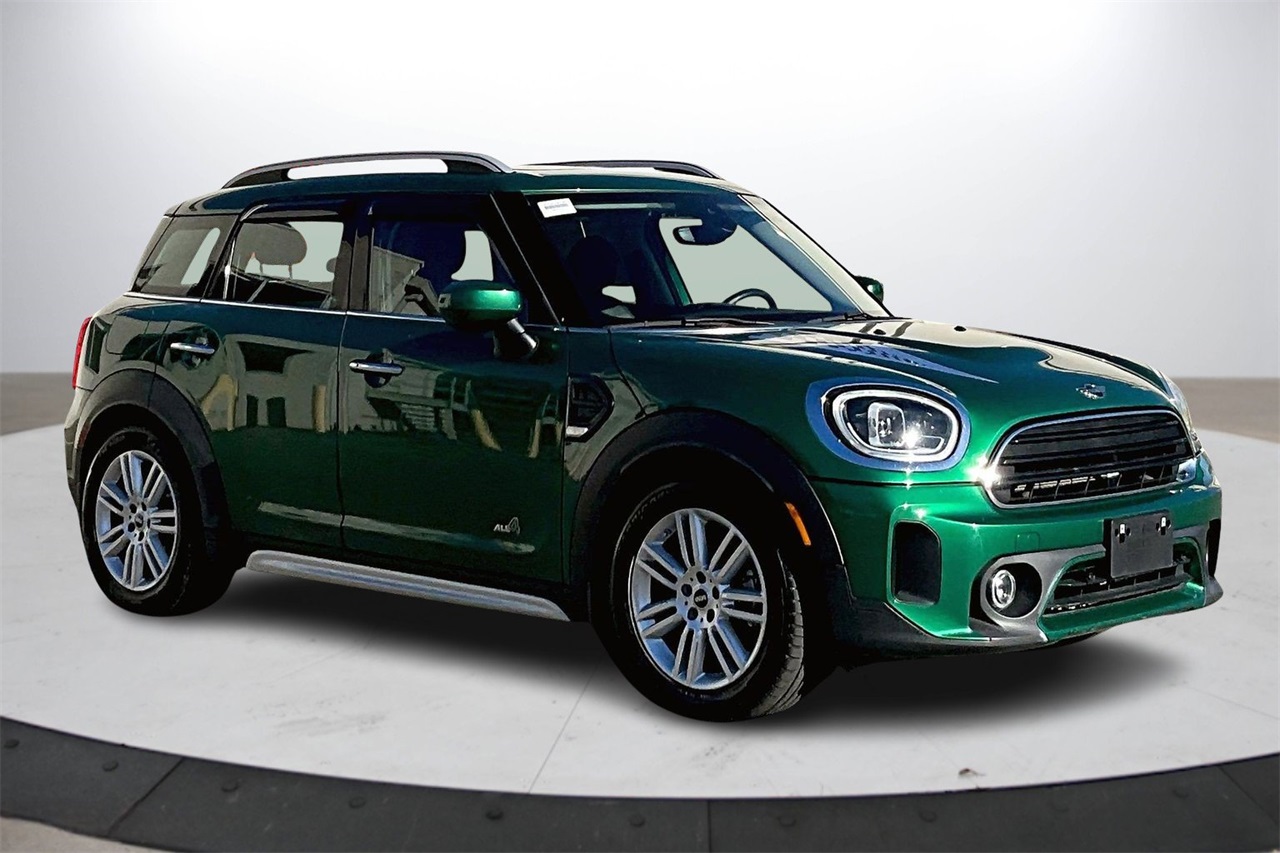 2022 MINI Countryman's photo