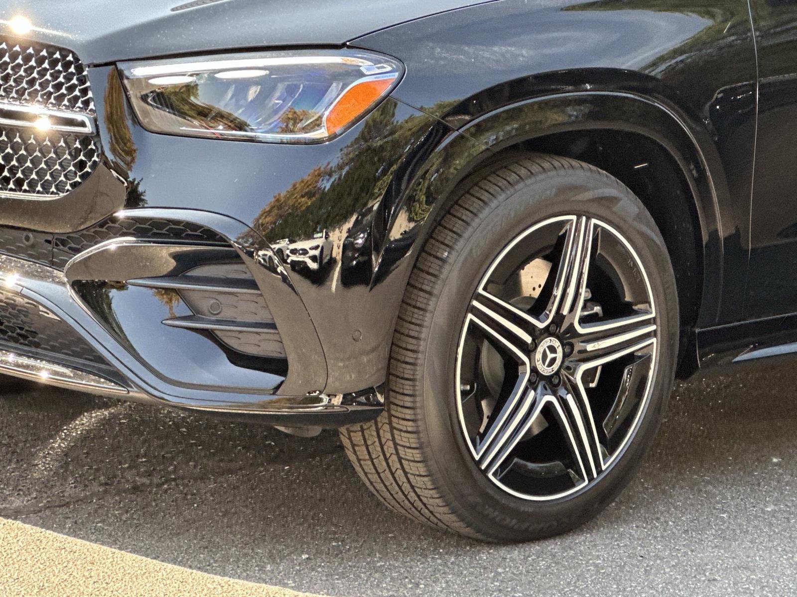 2026 Mercedes Benz GLE 450 4MATIC photo 3