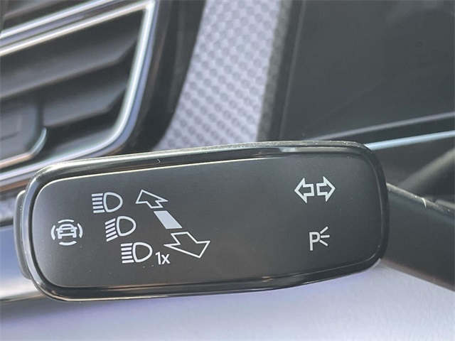 2025 Volkswagen Atlas Peak Edition SE photo 23