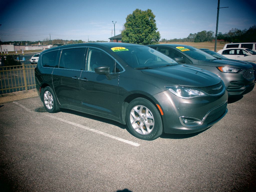 2018 Chrysler Pacifica Touring Plus