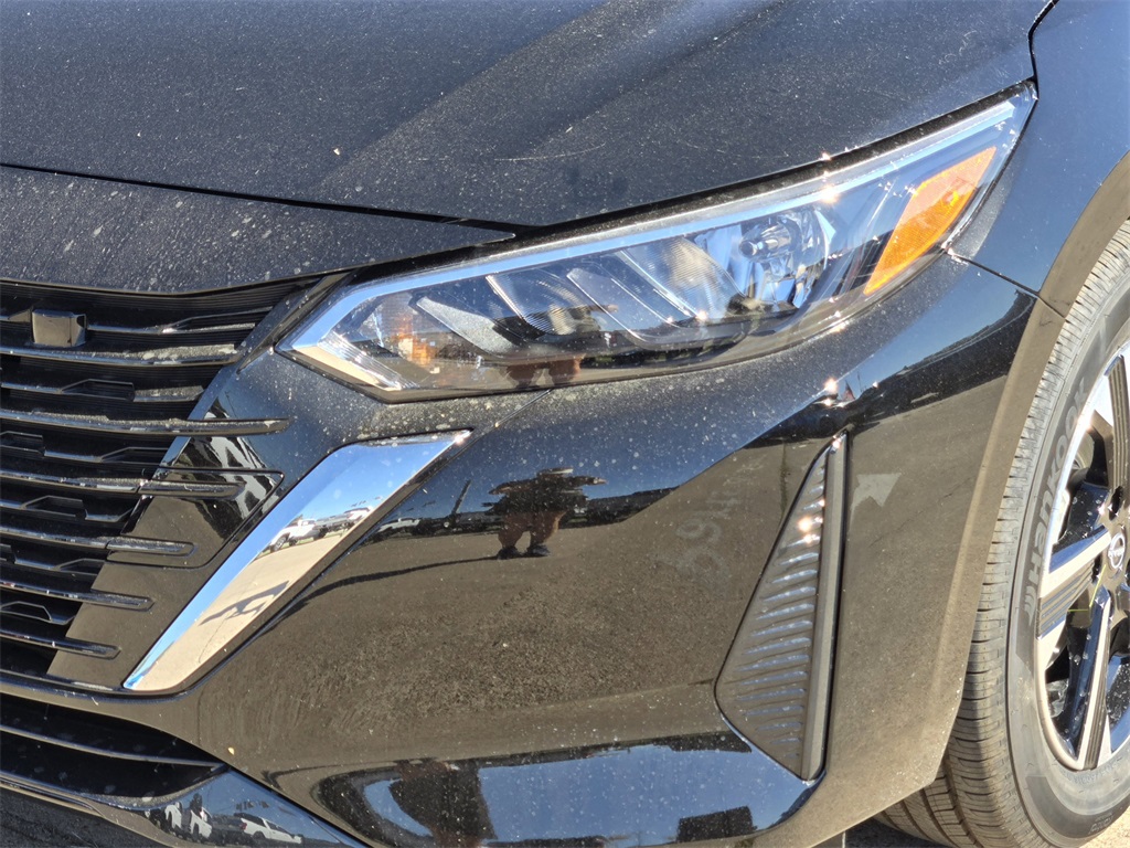 2025 Nissan Sentra S photo 2