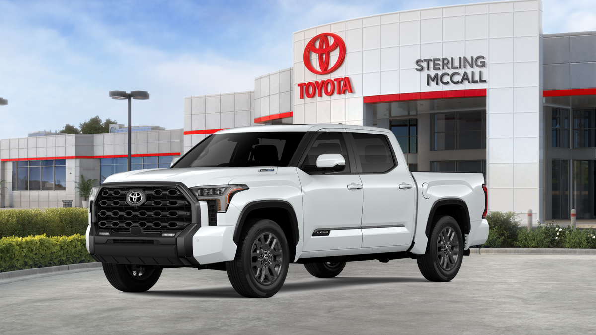 2026 Toyota Tundra Platinum's photo