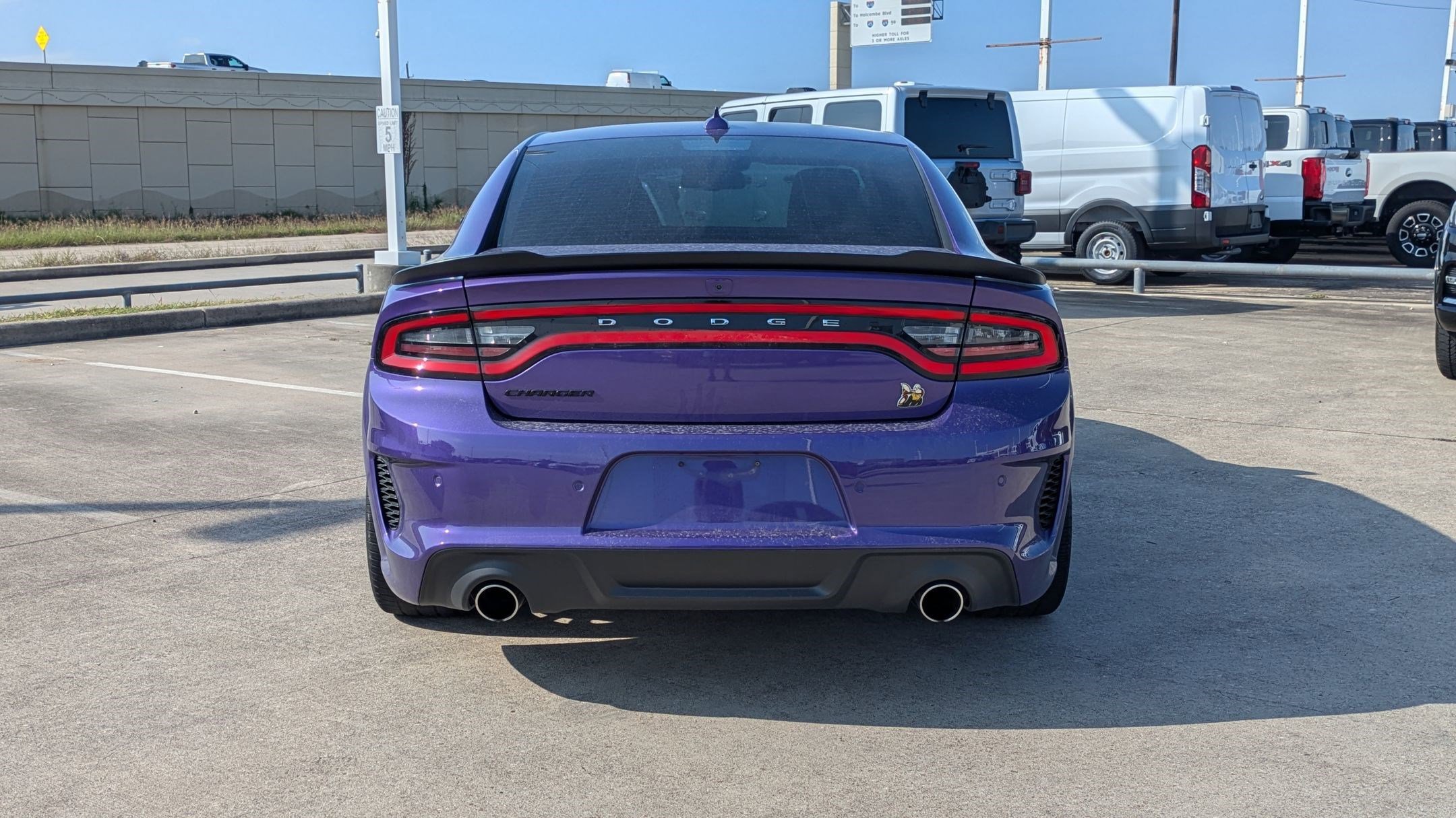 2023 Dodge Charger R/T Scat Pack Widebody photo 2