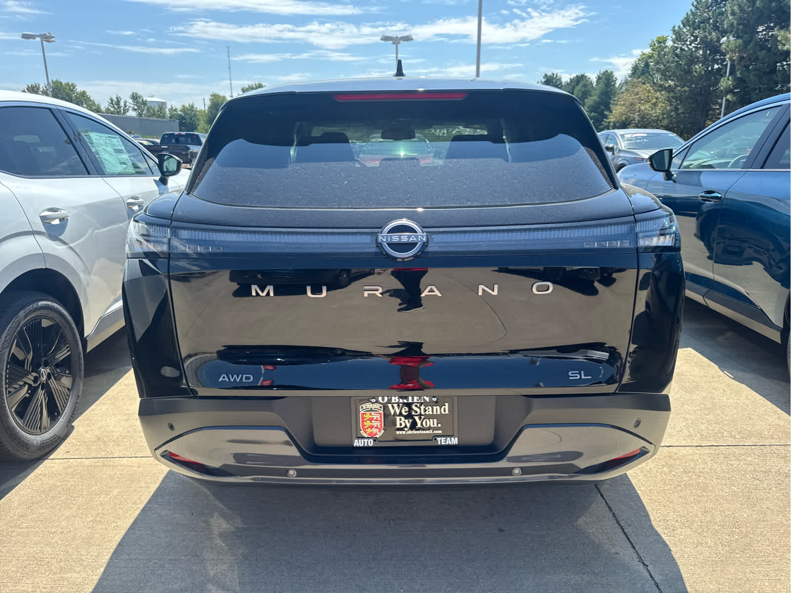 2025 Nissan Murano SL photo 2
