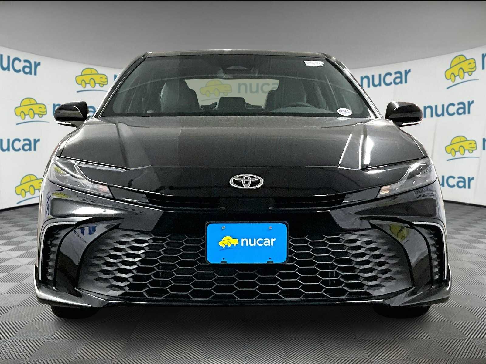 2025 Toyota Camry SE photo 2