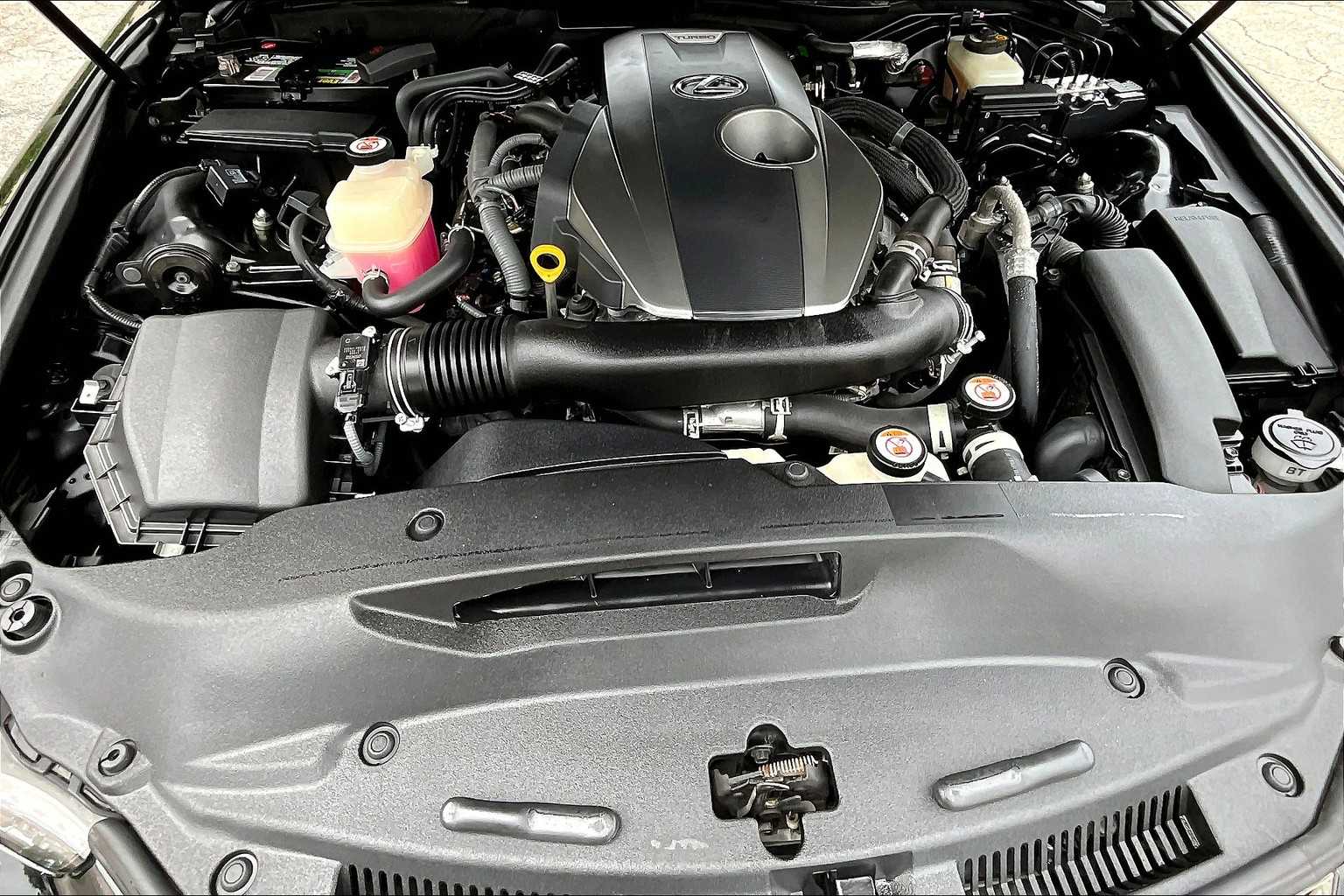 2020 Lexus IS 300 F SPORT photo 30