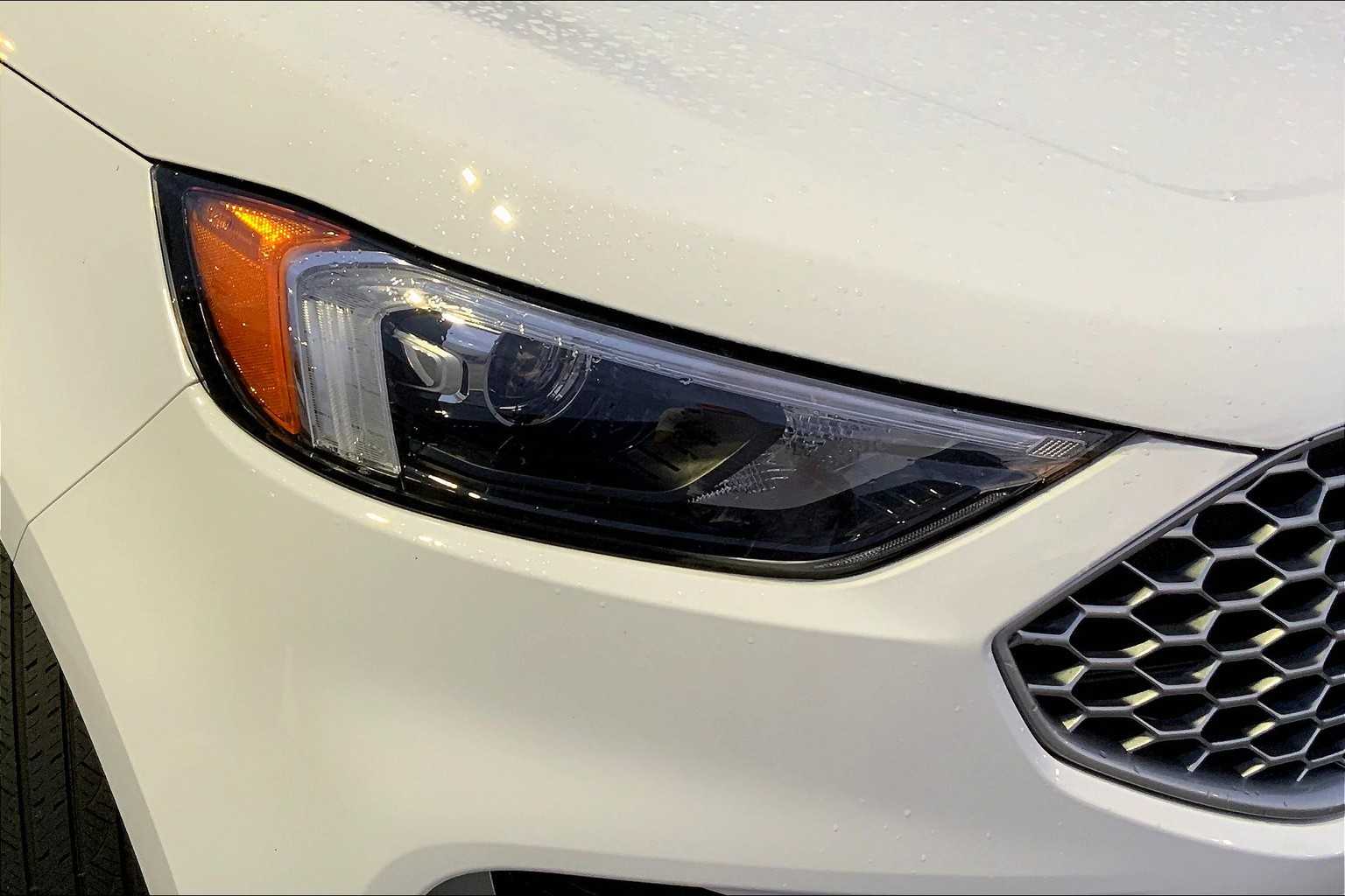 2024 Ford Edge SEL photo 23