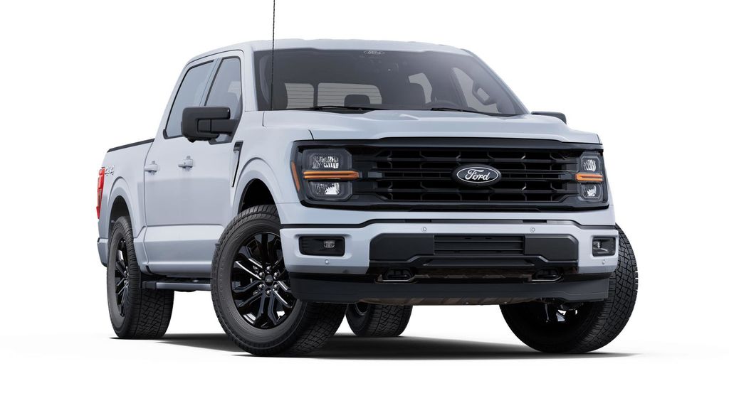 2025 Ford F-150 XLT photo 3