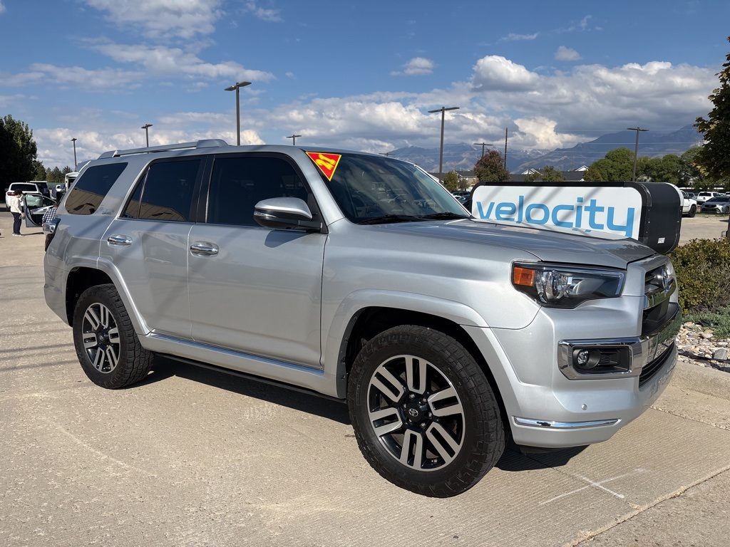 2021 Toyota 4Runner Limited's photo
