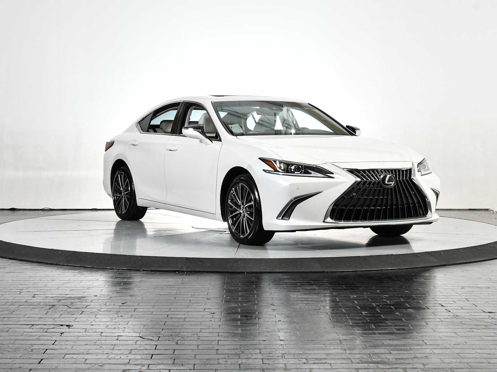 2024 Lexus ES 250 Premium photo 7