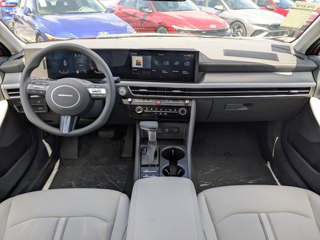 2025 Hyundai Sonata SE photo 14