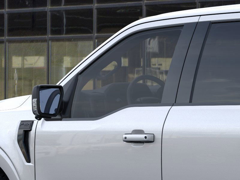 2025 Ford F-150 XLT photo 18