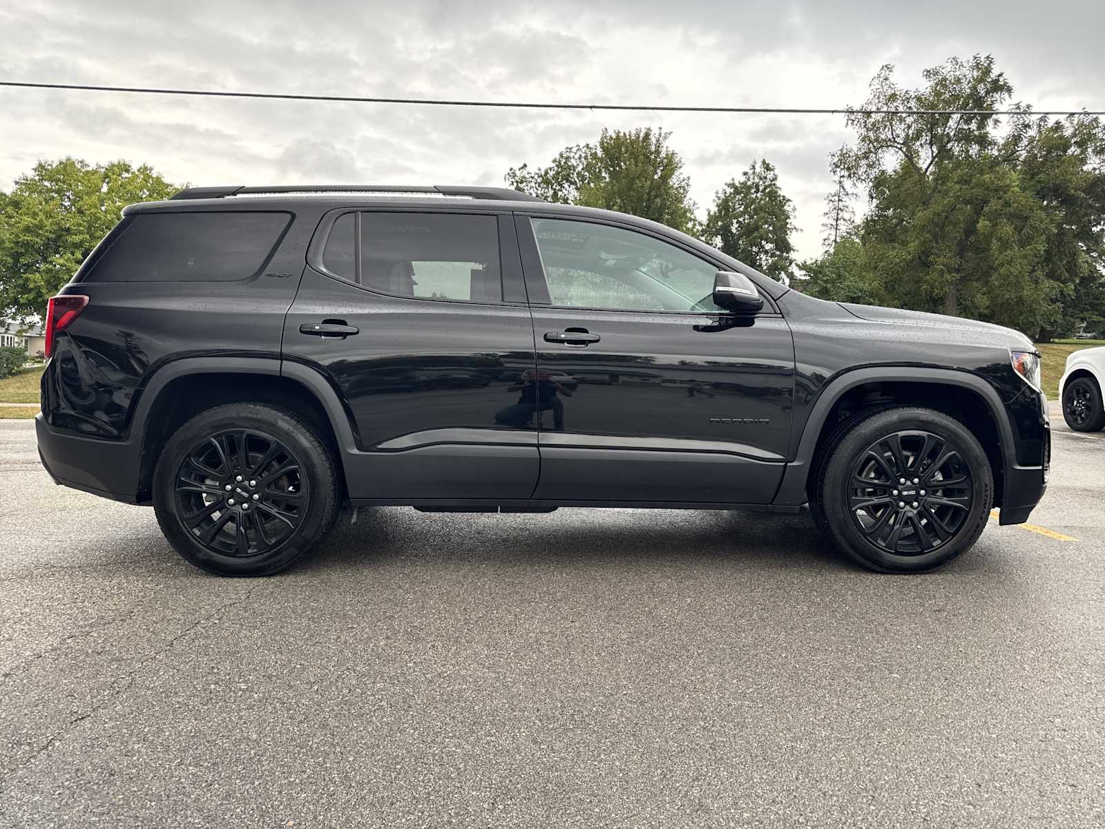 2022 Gmc Acadia SLT photo 3