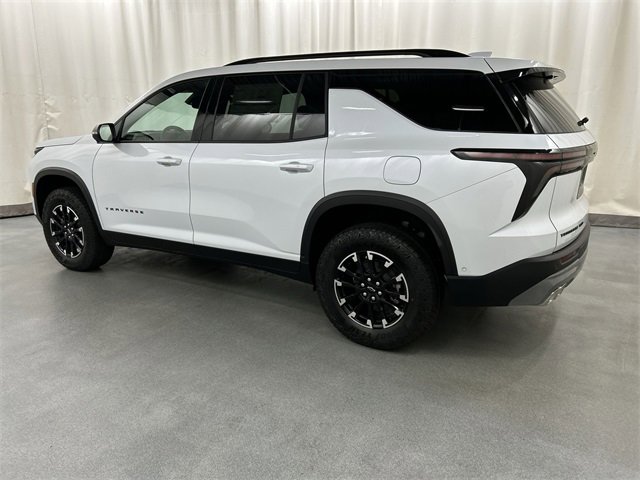 2026 Chevrolet Traverse Z71 photo 3