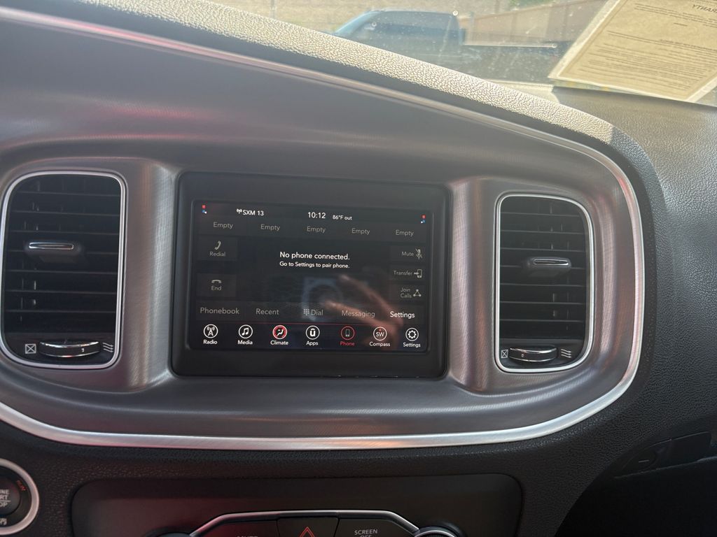 2022 Dodge Charger SXT photo 11