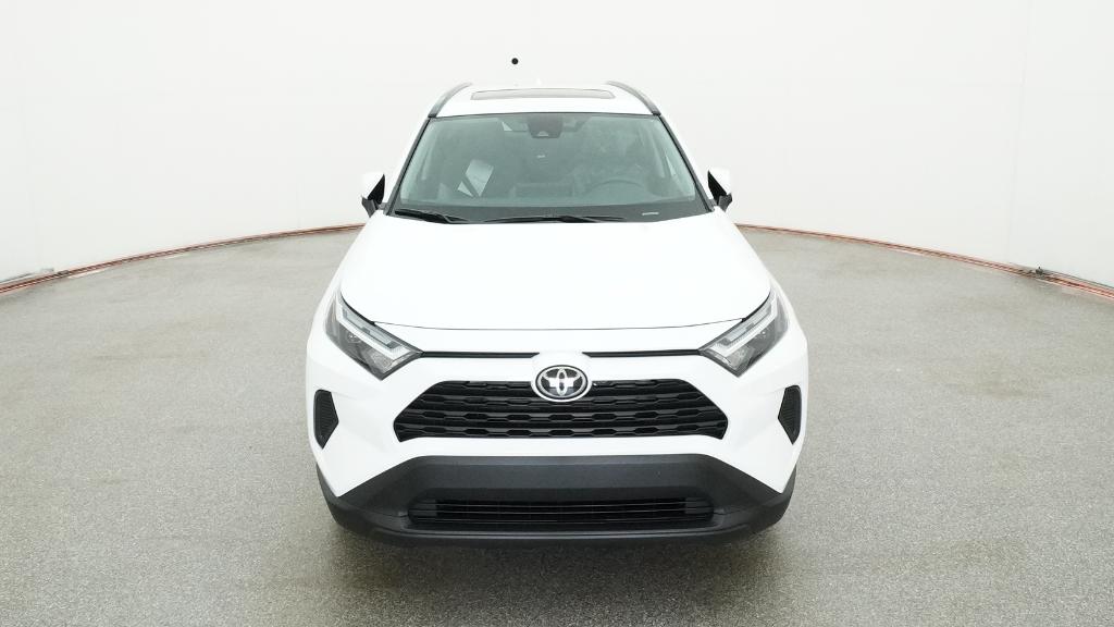 2025 Toyota RAV4 XLE photo 2