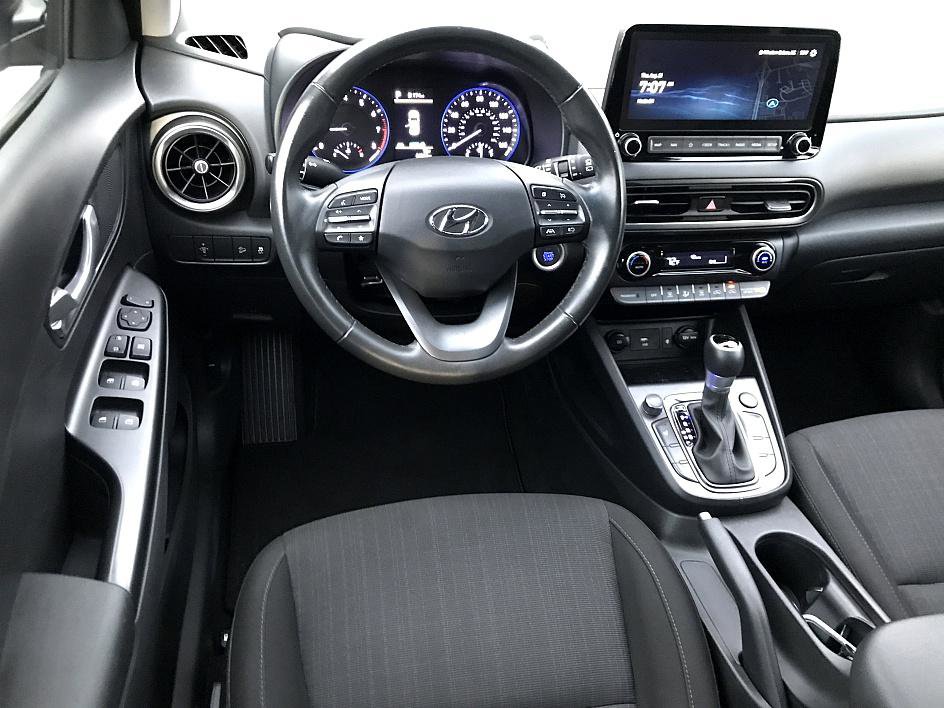 2023 Hyundai Kona SEL photo 11