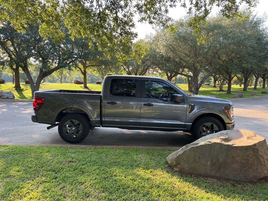 2025 Ford F-150 STX photo 8