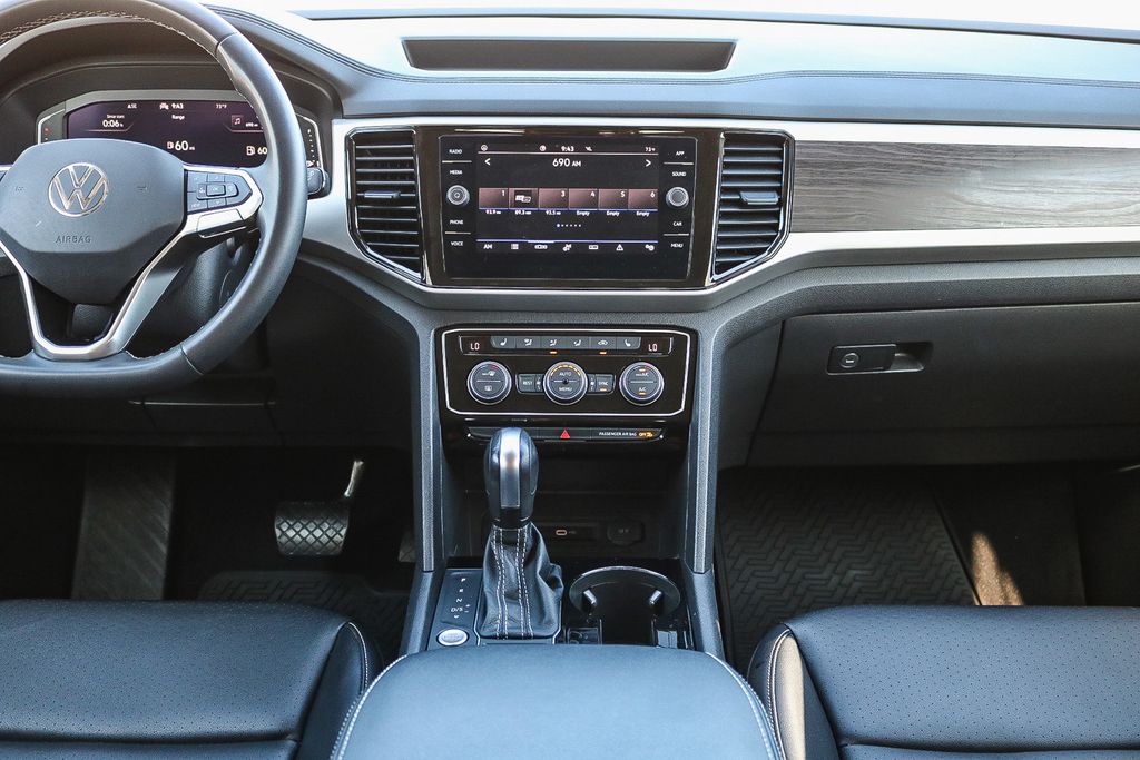 2022 Volkswagen Atlas V6 SE Technology photo 13