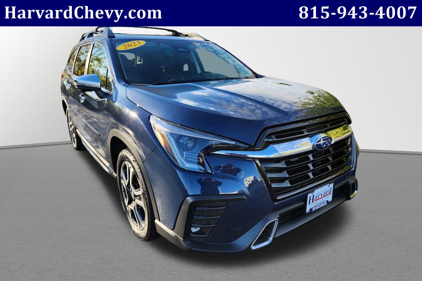 2023 Subaru Ascent Touring's photo