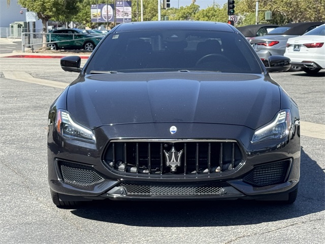 2022 Maserati Quattroporte Base GT photo 2