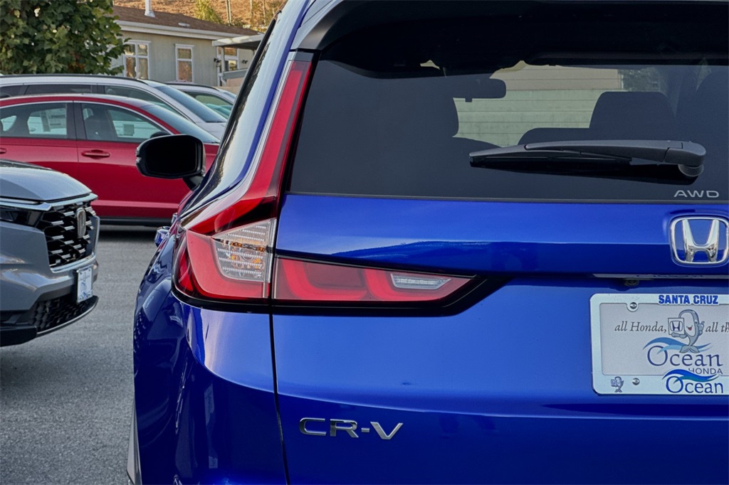 2025 Honda CR-V LX photo 25