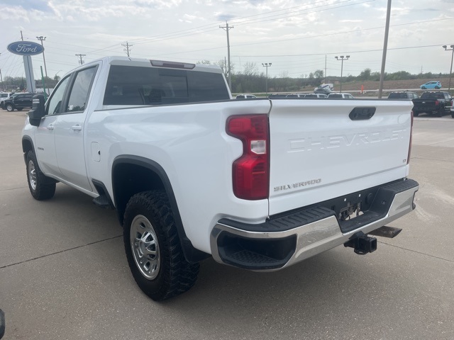 2022 Chevrolet Silverado 3500HD LT photo 3