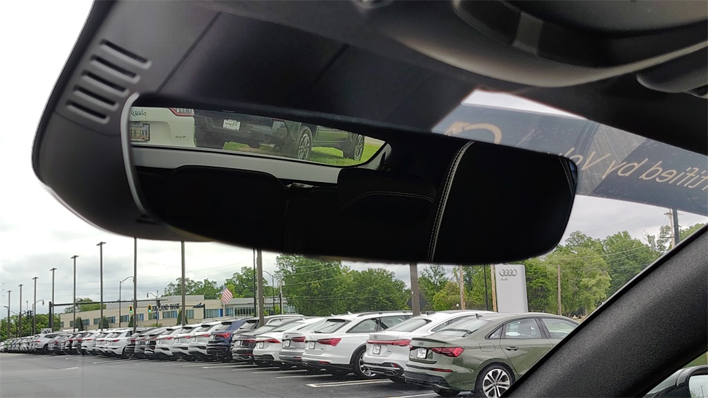 2023 Volvo C40 Recharge Plus photo 22