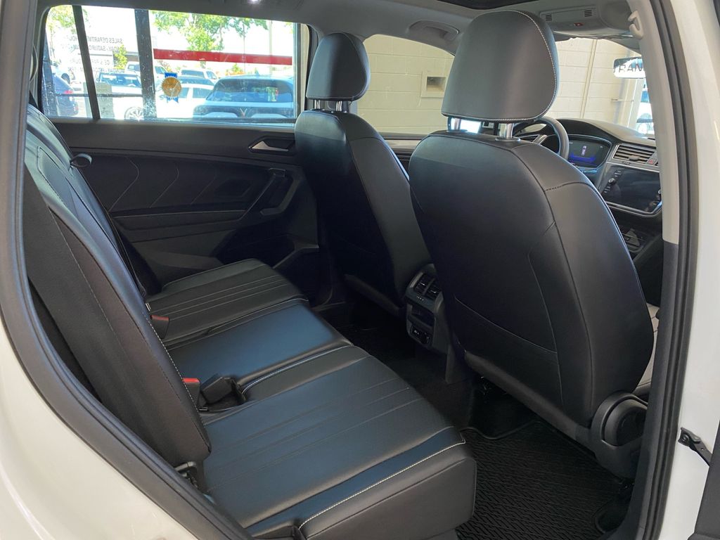 2024 Volkswagen Tiguan SE photo 17