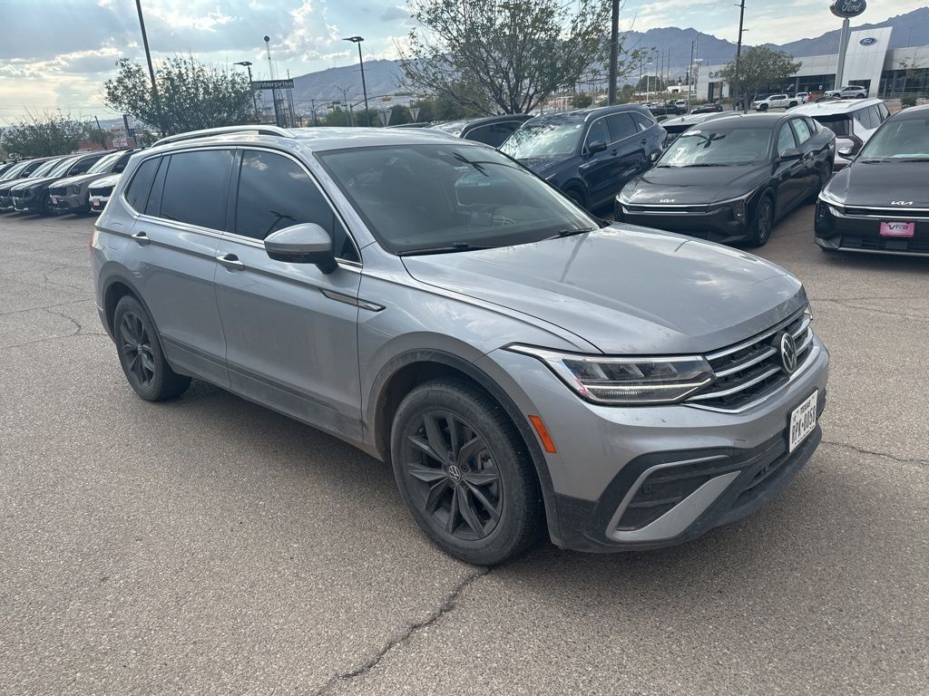 2022 Volkswagen Tiguan SE photo 8