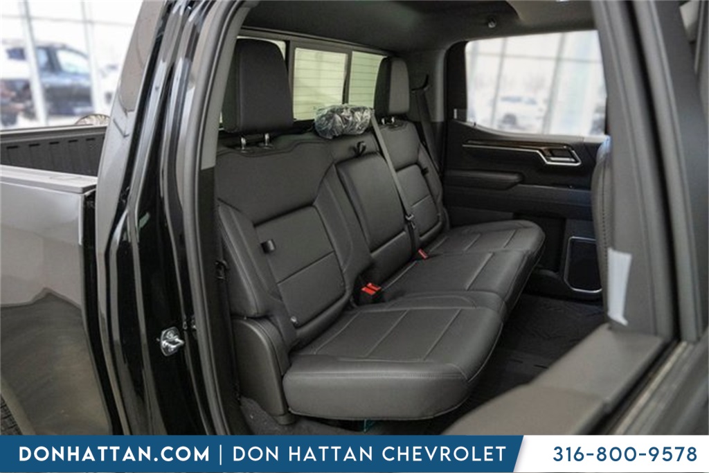 2026 Chevrolet Silverado RST photo 28